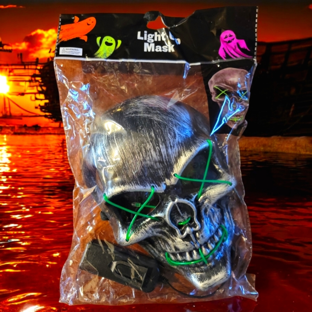 LED Light Up Halloween Skull Pirate Mask 3 Flashing Modes Party Masquerade